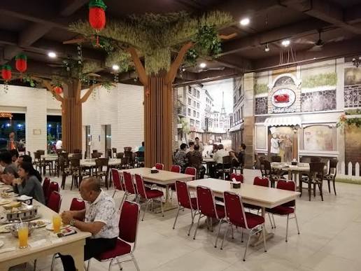 Interior Restoran Pondok Kakap